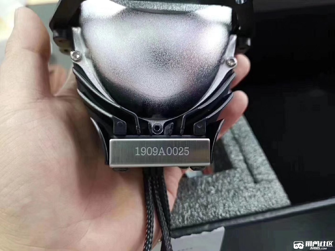 2020051936238921589855370757391.jpg