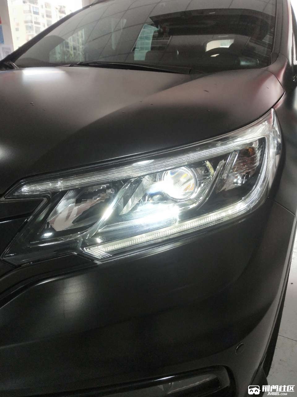 front2_0_FujcAkkM0OW4-P5MK6fvbhn0TfsI.1614584493.jpg