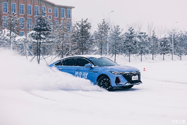 620x0_1_q87_autohomedealer__Chxky2O8FzCAKrYJAAVshWawOBA155.jpg