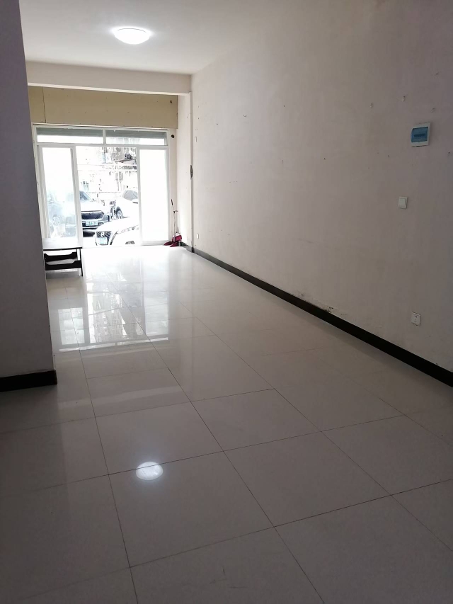 801854de550f561de094a759f7925683.jpg